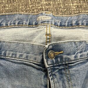 Old Navy Light Blue men’s distressed Jeans, with tears and worn patches 40x30
